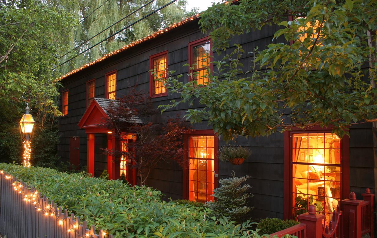 1795 Acorn Inn Bed And Breakfast คานานไดกัว ภายนอก รูปภาพ